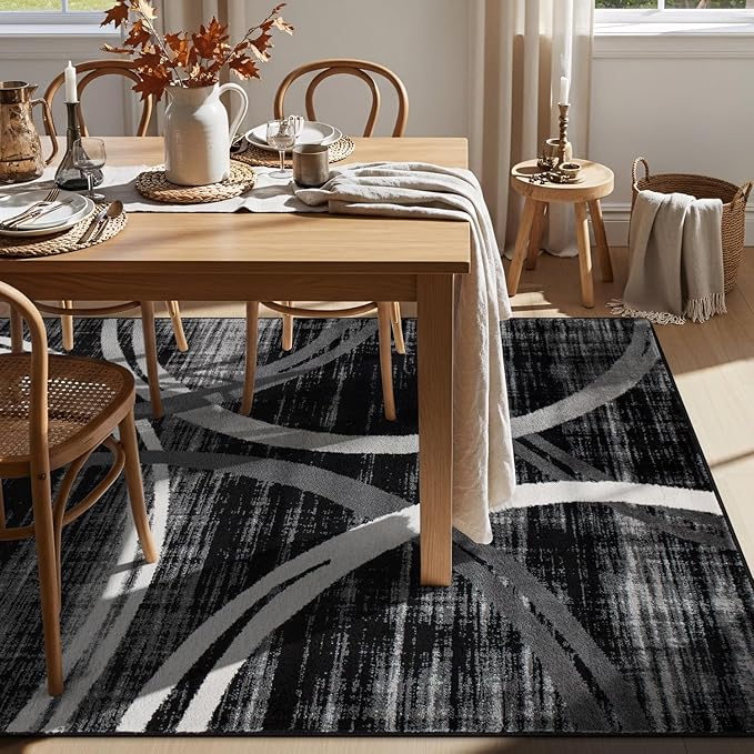 Rugshop Modern Wavy Circles Design Area Rug, Carpet with Jute Backing for Living Room, Bedroom, or Home Office, Black, 5'3" x 7'3"