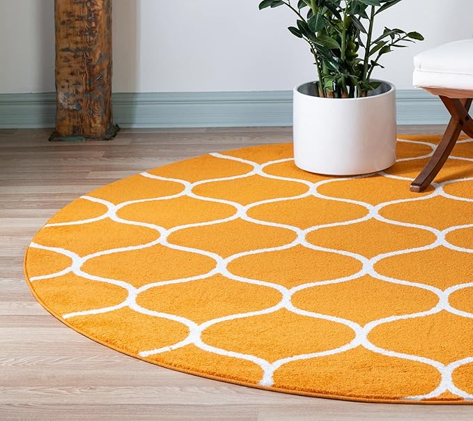 Rugs.com Lattice Frieze Collection Rug – 4' Round Orange Medium Rug Perfect for Kitchens, Dining Rooms