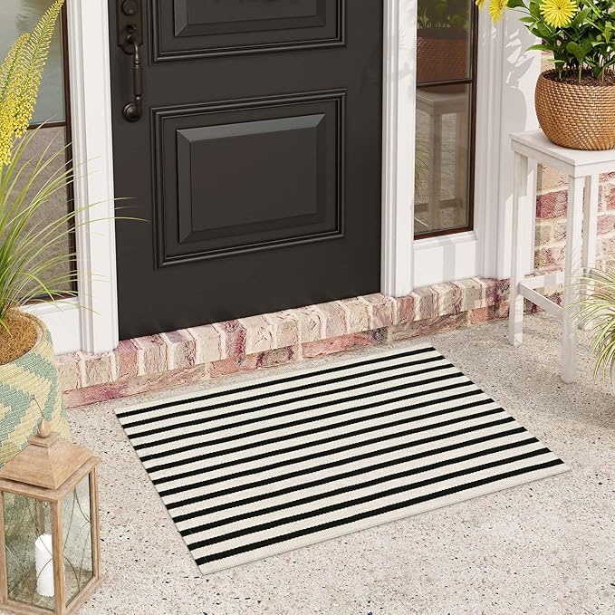 Black and White Striped Rugs 2.3'x3.6', Washable Hand Woven Front Door Rug, Reversible Outdoor Welcome Mat Foldable Layered Door Mats for Entryway Porch Decor Home Entrance