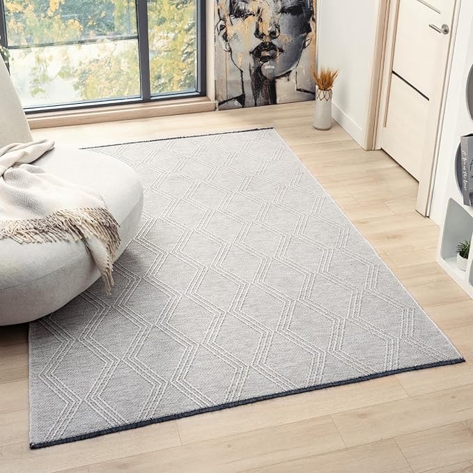 LUXE WEAVERS Modern Farmhouse Beige 8x10 Washable Area Rug, Anti-Slip Diamond Pattern Carpet