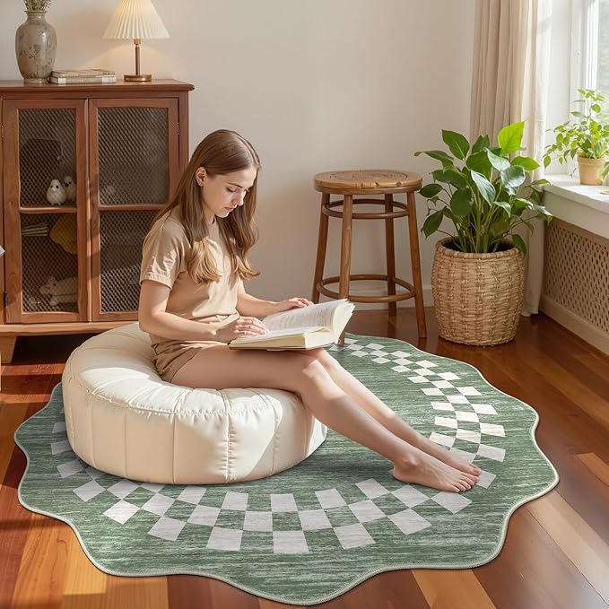 GarveeHome Scalloped Round Rug 4ft Modern Solid Color Circle Rugs Non Slip Low Pile Living Room Throw Carpat Washable Bedroom Scalloped Round Area Rug Stain Resistant Bordered Rug for Kitchen, Green