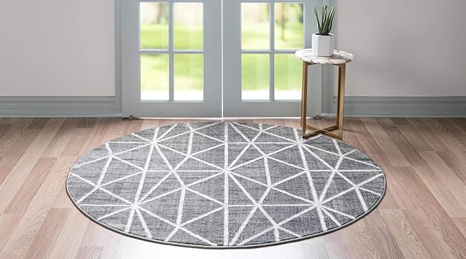 Rugs.com Lattice Trellis Collection Rug – 5 Ft Round Gray Low-Pile Rug Perfect for Kitchens, Dining Rooms