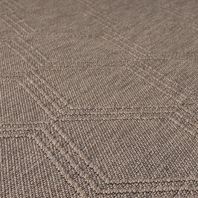 LUXE WEAVERS Modern Farmhouse Brown 8x10 Washable Area Rug, Anti-Slip Diamond Pattern Carpet