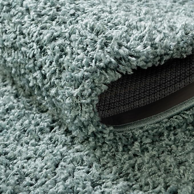 Unique Loom Solid Shag Collection Area Rug (4' 1" x 6' 1" Rectangle, Light Slate Blue)