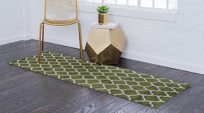 Rugs.com Lattice Collection Rug – 10 Ft Runner Dark Green Medium Rug Perfect for Hallways, Entryways