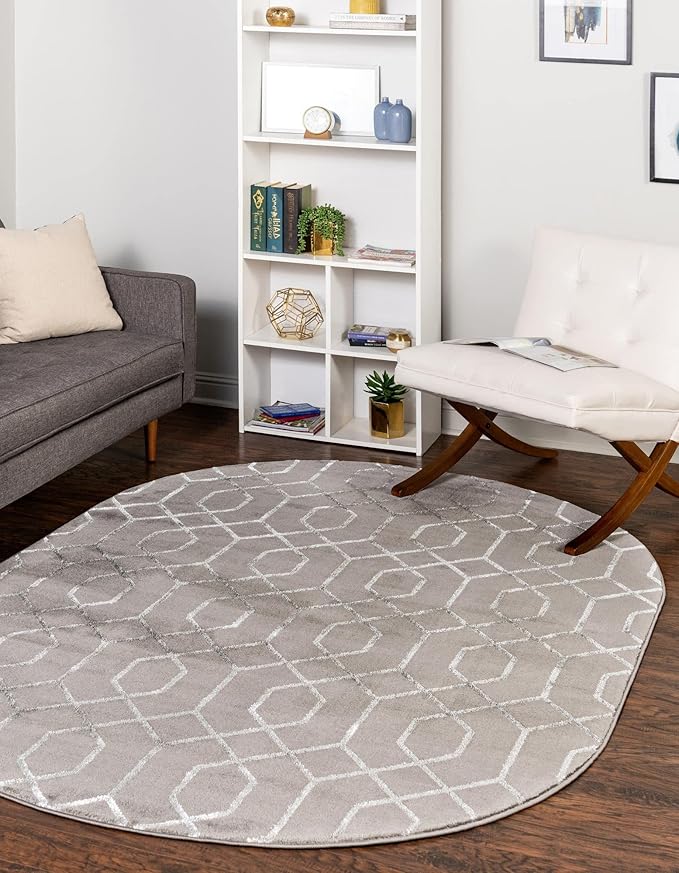 Unique Loom Marilyn Monroe Glam Collection Area Rug - Trellis (7' 10' x 10' Oval, Gray Silver/ Silver)