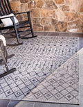 Unique Loom Outdoor Trellis Collection Area Rug - Tribal Trellis (7' 1" x 10' Rectangle, Gray/ Black)