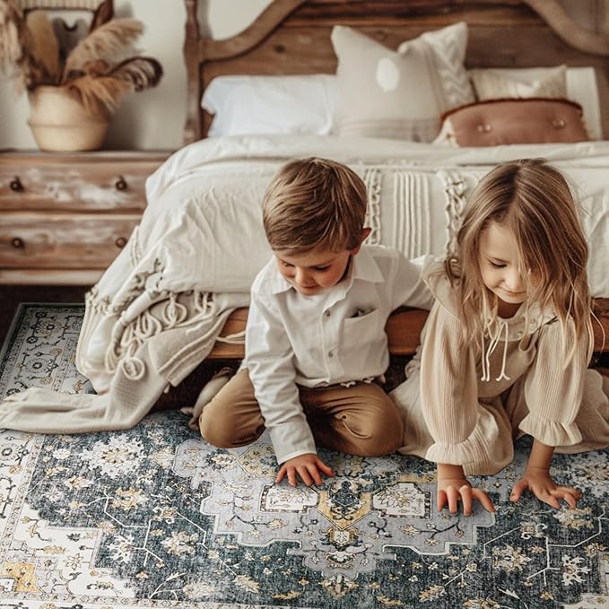 jinchan Runner Rug 2x6 Vintage Hallway Rug Boho Washable Runner Floral Medallion Retro Lightweight Non Slip Classic Thin Soft Carpet for Kitchen Bedroom Bathroom Laundry Room Doorway Grey