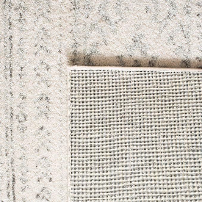 SAFAVIEH Tulum Collection Accent Rug - 2'7" x 4'5", Ivory & Grey, Moroccan Boho Tribal Design, Non-Shedding & Easy to Clean, Ideal for Front Door, Kitchen, Entryway, Accent Space (TUL272A)