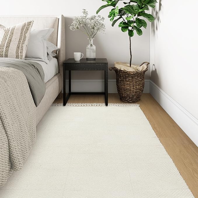 Collive 4x6 Small Area Rug for Living Room, White/Beige Woven Cotton Bedroom Carpets Modern Comfy Indoor Nursery Rug Farmhouse Accent Carpet for Dining Room, Bedside, Office, Patio Decor