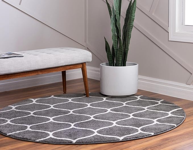 Rugs.com Lattice Frieze Collection Rug – 7' Round Dark Gray Medium Rug Perfect for Kitchens, Dining Rooms