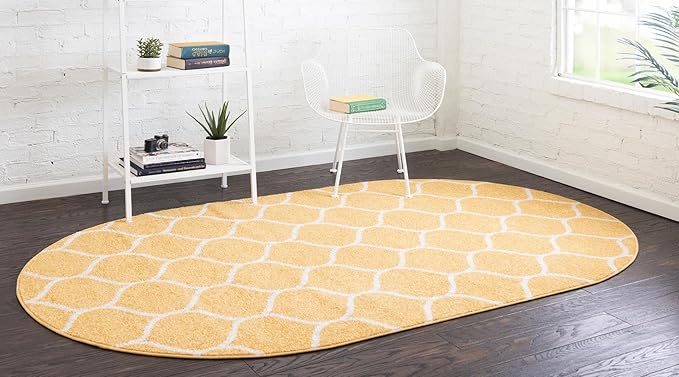 Rugs.com Lattice Frieze Collection Rug – 8' x 10' Oval Yellow Medium Rug Perfect for Living Rooms, Large Dining Rooms, Open Floorplans