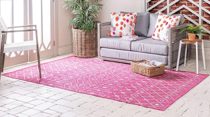 Unique Loom Outdoor Trellis Collection Area Rug - Tribal Trellis (9' x 12' Rectangle, Fuschia/ Gray)