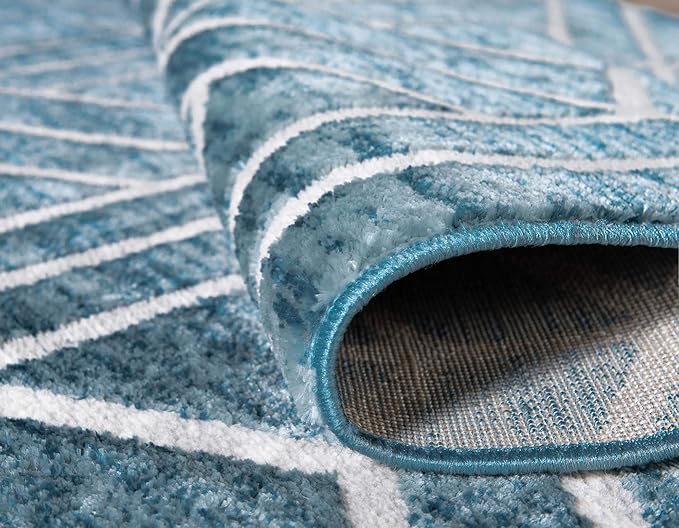 Rugs.com Lattice Trellis Collection Rug – 5 Ft Round Blue Low-Pile Rug Perfect for Kitchens, Dining Rooms