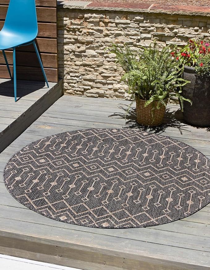 Unique Loom Outdoor Trellis Collection Area Rug - Tribal Trellis (10' 8" Round, Charcoal Gray/ Natural)