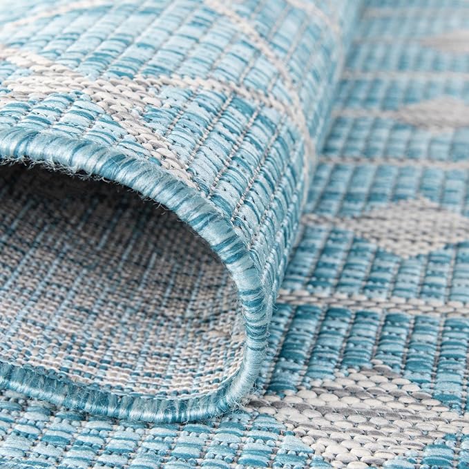 Unique Loom Outdoor Trellis Collection Area Rug - Tribal Trellis (7' 10" Octagon, Aqua/ Ivory)