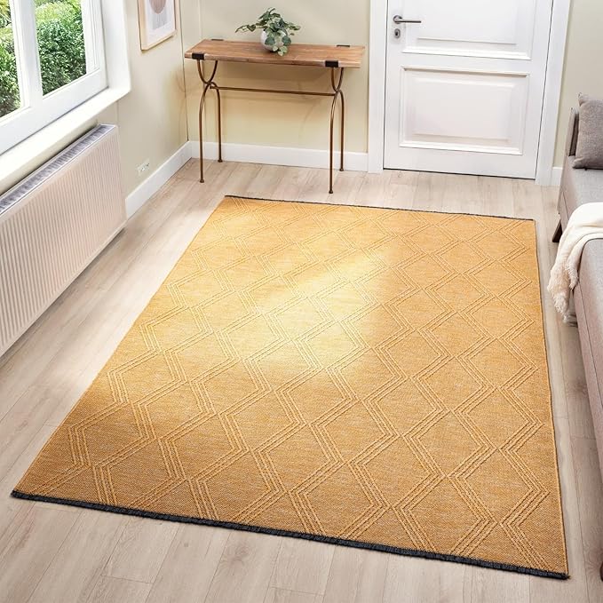 LUXE WEAVERS Modern Farmhouse Yellow 6x9 Washable Area Rug, Anti-Slip Diamond Pattern Carpet