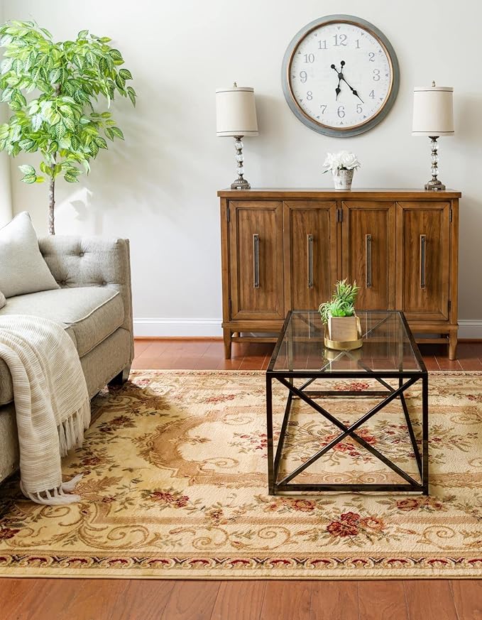 Rugs.com Chateau Collection Rug – 4' x 6' Cream Medium Rug Perfect for Entryways, Kitchens, Breakfast Nooks, Accent Pieces