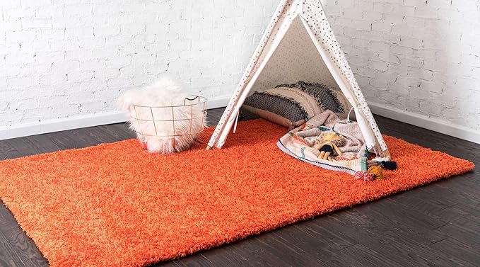 Unique Loom Solid Shag Collection Area Rug (7' 1" x 10' Rectangle, Tiger Orange)
