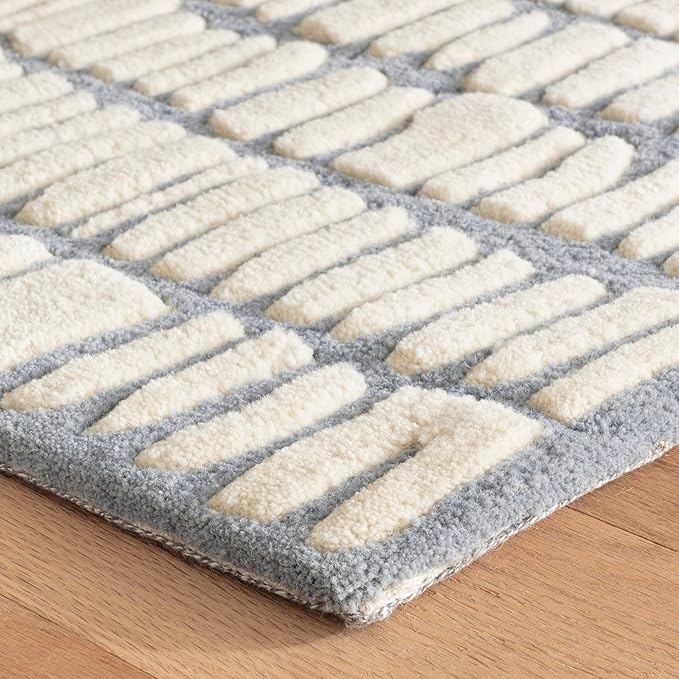 Dash and Albert Roark Pewter Blue Hand Tufted Wool Rug, Runner-2.5 X 8 Feet, Blue/Ivory Geometric Pattern - Premium Luxury Hotel Quality Soft Breathable Hypoallergenic Machine Washable Easy Care