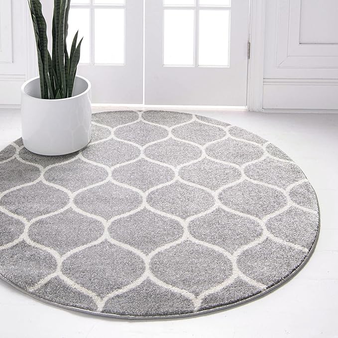 Rugs.com Lattice Frieze Collection Rug – 7' Round Light Gray Medium Rug Perfect for Kitchens, Dining Rooms