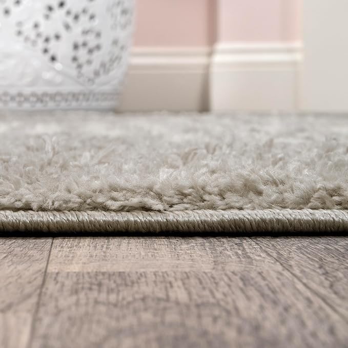 JONATHAN Y Elm Diamond Stripe Shag Gray/Ivory Indoor Area Rug, 5x8, Geometric, Bohemian, Contemporary, Easy-Cleaning for Living Room, Bedroom, Kitchen, Pet Friendly, Non-Shedding (MOH408B-5)