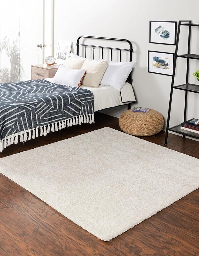 Unique Loom Solo Collection Area Rug - Calabasas (5' 3" Square, Ivory)