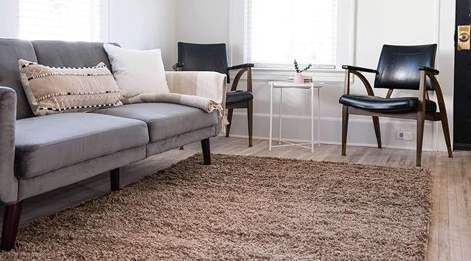 Unique Loom Solid Shag Collection Area Rug (7' 1" x 10' Rectangle, Sandy Brown)