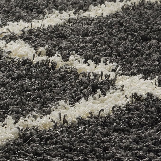 SAFAVIEH Dallas Shag Collection Area Rug - 6' Square, Dark Grey & Ivory, Trellis Design, Non-Shedding & Easy Care, 1.5-inch Thick Ideal for High Traffic Areas in Living Room, Bedroom (SGD257A)