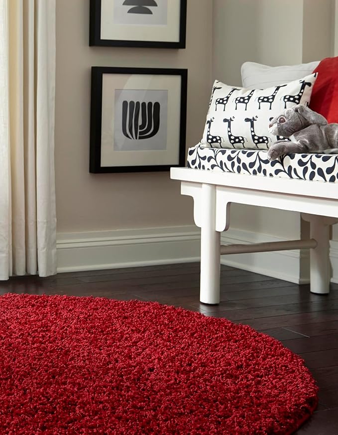 Unique Loom Solid Shag Collection Area Rug (4' 1" Round, Cherry Red)
