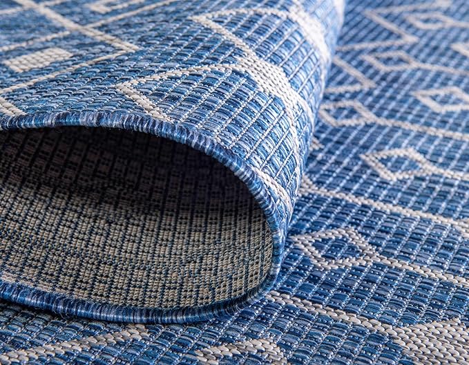 Unique Loom Outdoor Trellis Collection Area Rug - Tribal Trellis (4' 1" x 6' 1" Rectangle, Blue/ Ivory)