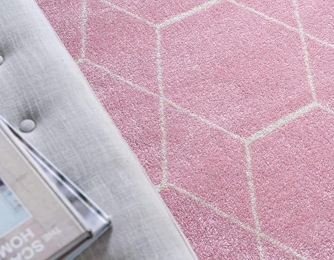 Unique Loom Trellis Frieze Collection Area Rug - Geometric (4' Square, Light Pink/ Ivory)