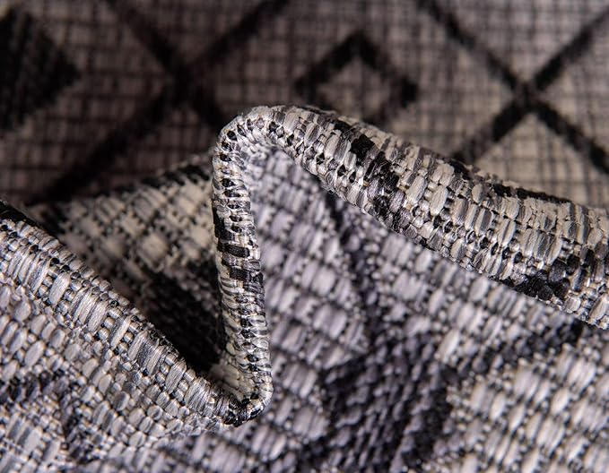 Unique Loom Outdoor Trellis Collection Area Rug - Tribal Trellis (9' x 12' Rectangle, Gray/ Black)