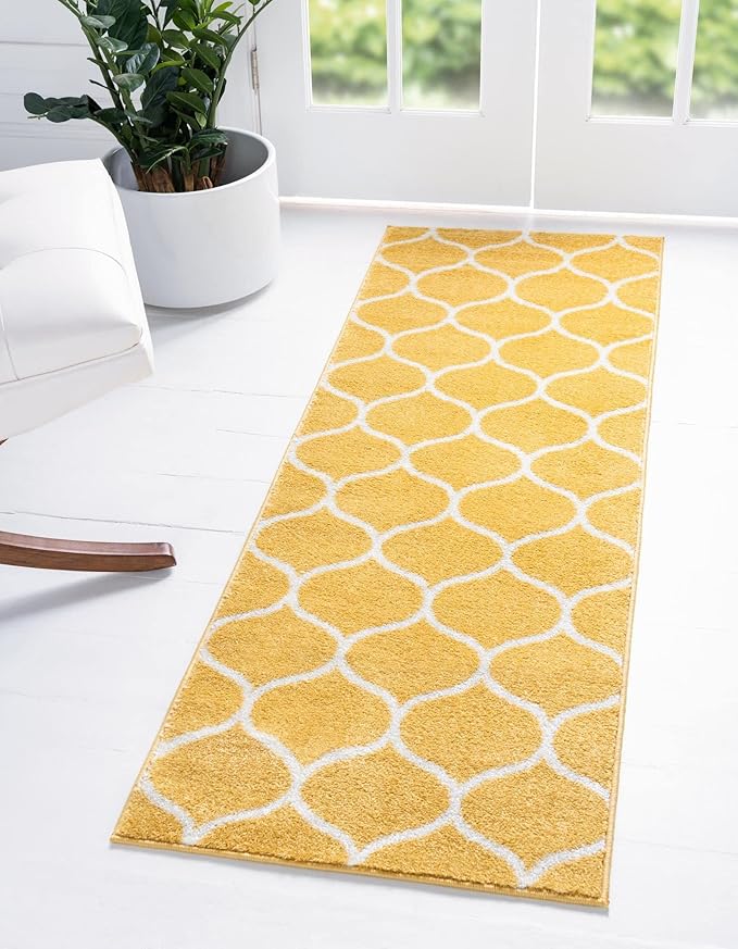 Rugs.com Lattice Frieze Collection Rug – 2' x 6' Runner Yellow Medium Rug Perfect for Living Rooms, Large Dining Rooms, Open Floorplans