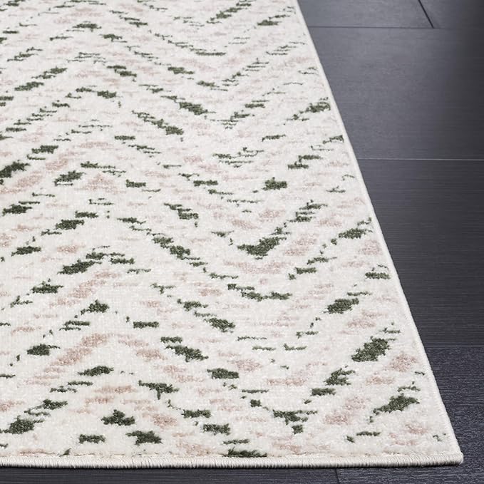 SAFAVIEH Adirondack Collection Runner Rug - 2'6" x 8', Ivory & Green, Geometric Design, Ideal for High Traffic Areas in Entryway, Kitchen & Bathroom (ADR104X-28)