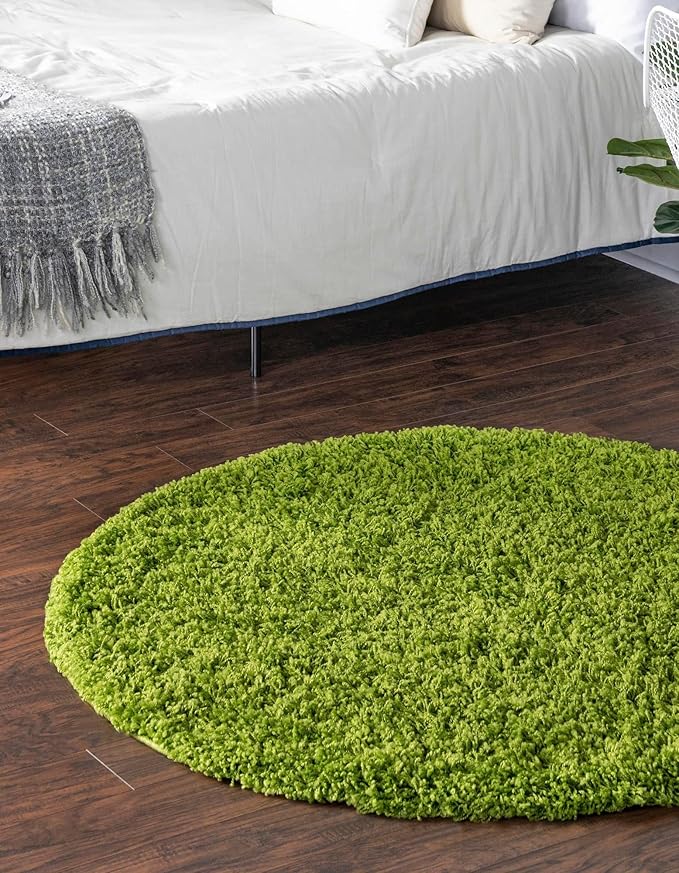 Unique Loom Solid Shag Collection Area Rug (5' 3" Round, Grass Green)