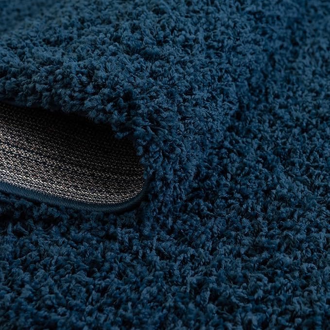 Unique Loom Solid Shag Collection Area Rug (6' 1" Round, Sapphire Blue/ Navy Blue)