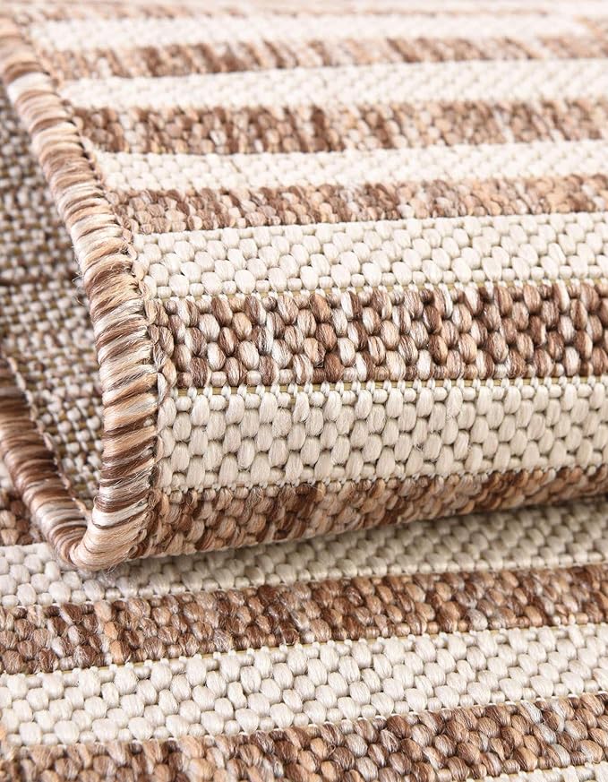 Unique Loom Outdoor Striped Collection Area Rug - Striped (2' 7" x 4' 1" Hearth Taupe/Ivory)