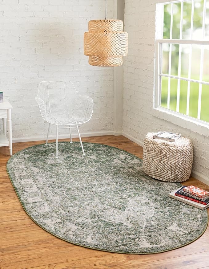 Unique Loom Isabella Collection Area Rug - Adjani (4' 1" x 6' 1" Oval, Green/ Ivory)