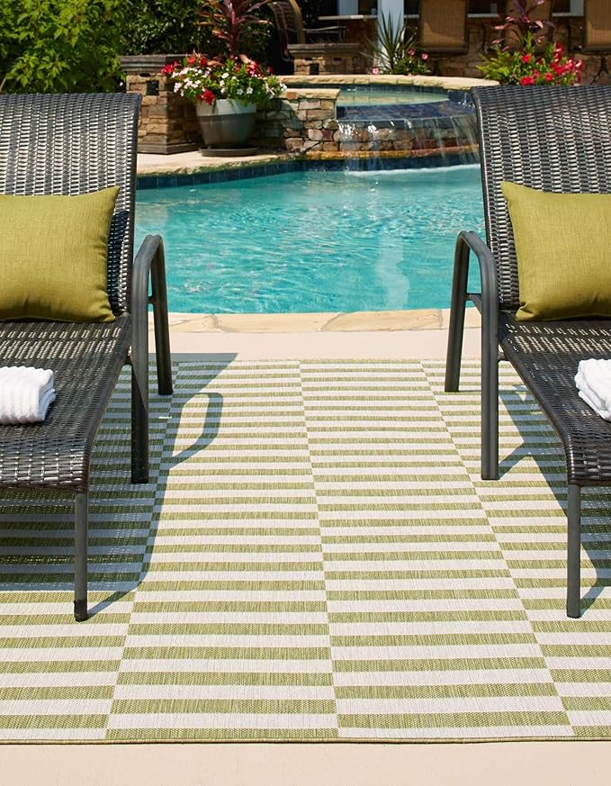 Unique Loom Outdoor Striped Collection Area Rug - Striped (5' 1" x 7' 1" Rectangle Green/Ivory)