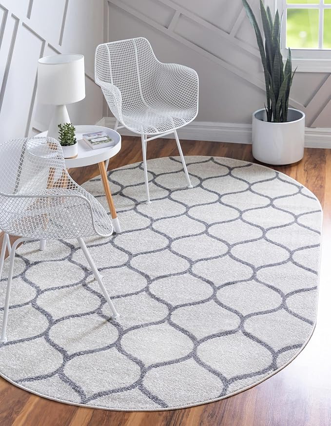 Rugs.com Lattice Frieze Collection Rug – 8' x 10' Oval Ivory Medium Rug Perfect for Living Rooms, Large Dining Rooms, Open Floorplans