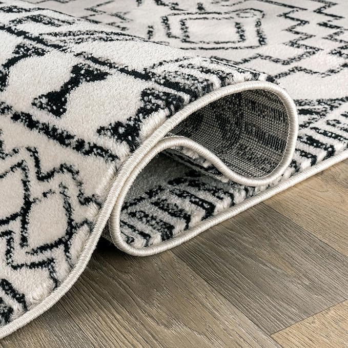 Rugshop Cream and Black Southwestern Tribal Area Rug – Boho Geometric Diamond Pattern Carpet for Living Room, Bedroom, or Entryway – Soft Modern Rustic Floor Décor 2' 3" x 12' Runner Cream