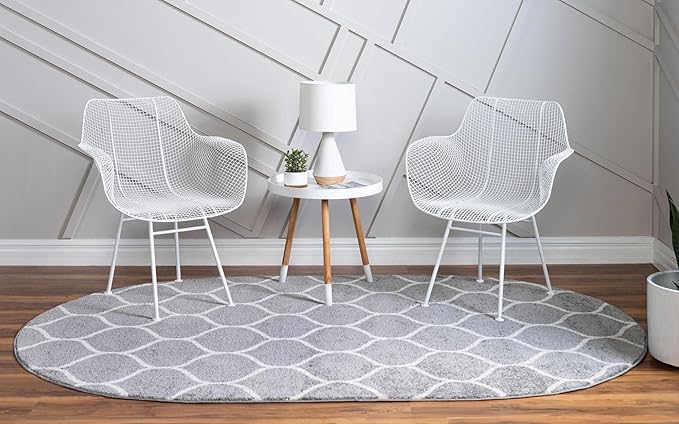 Rugs.com Lattice Frieze Collection Rug – 3' 3 x 5' 3 Oval Light Gray Medium Rug Perfect for Living Rooms, Large Dining Rooms, Open Floorplans