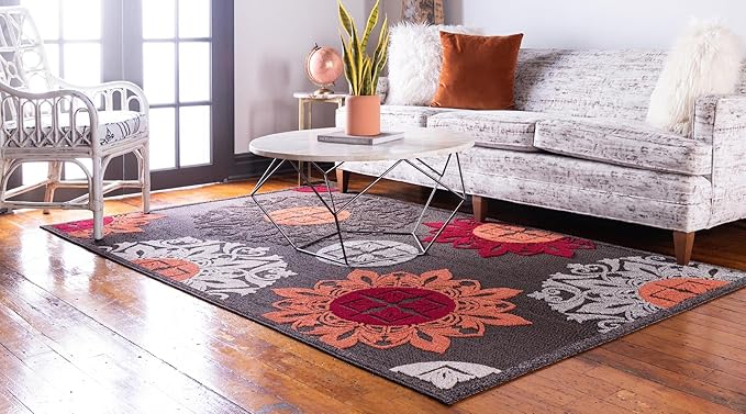 Unique Loom Outdoor Modern Collection Area Rug - Chicago (7' 1" x 10' Rectangle, Brown/ Orange)