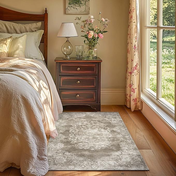 jinchan Washable Area Rug 3x5 Entryway - Soft Distressed Vintage Floral Indoor Bedroom Rug Faux Wool Low Pile Small Oriental Accent Carpet for Kitchen, Entrance, Bedside, Dining Room(Brown, 3'x5')