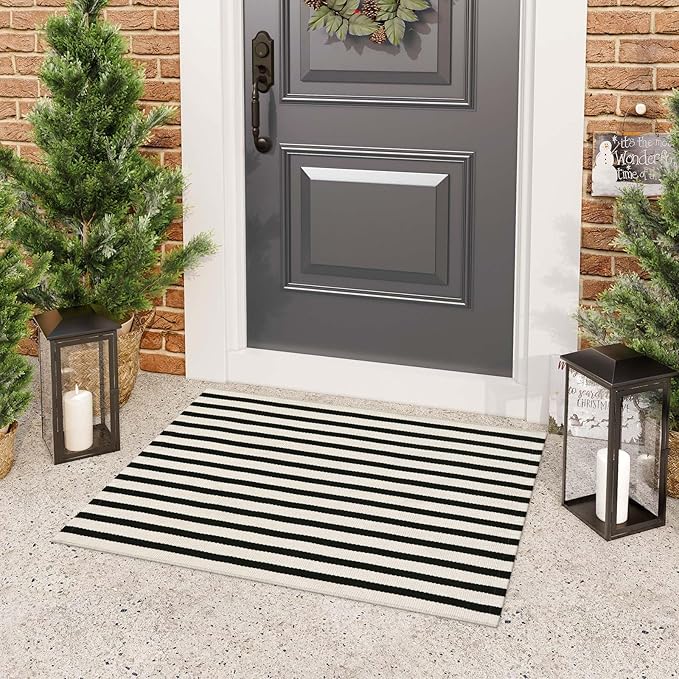 Black and White Striped Rugs 2.3'x3.6', Washable Hand Woven Front Door Rug, Reversible Outdoor Welcome Mat Foldable Layered Door Mats for Entryway Porch Decor Home Entrance