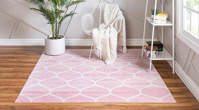 Rugs.com Lattice Frieze Collection Rug – 5' Square Light Pink Medium Rug Perfect for Living Rooms, Kitchens, Entryways