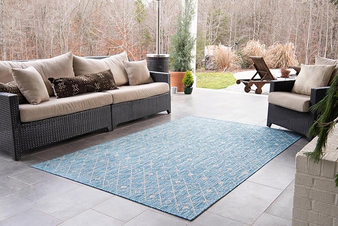 Unique Loom Outdoor Trellis Collection Area Rug - Tribal Trellis (10' x 14' 1" Rectangle, Aqua/ Ivory)