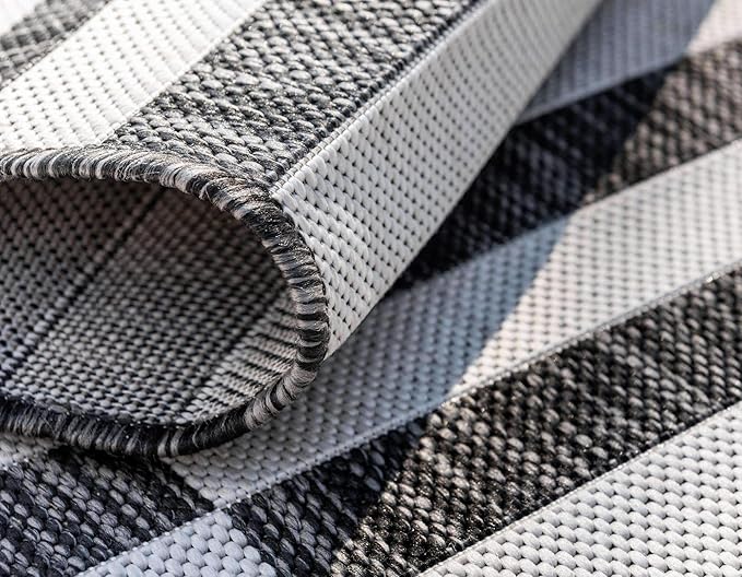 Unique Loom Outdoor Striped Collection Area Rug - Striped (5' 1" x 8' Rectangle, Charcoal/Ivory)