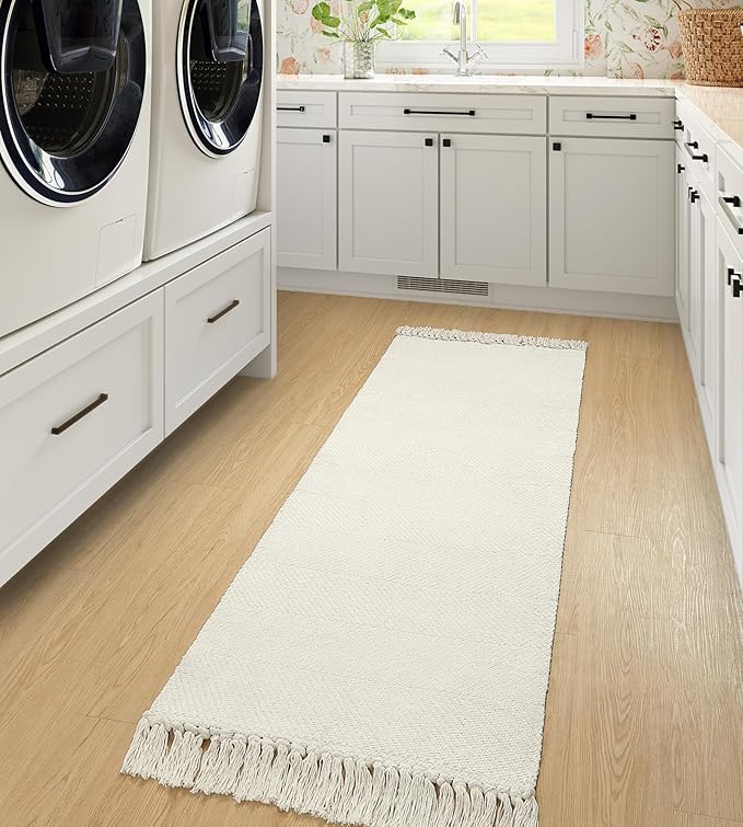 Collive Hallway Runner Rug, 2' x 5' Soft Washable Kitchen Runner Rug, White/Beige Contemporary Modern Laundry Room Rugs Indoor Hand-Woven Cotton Carpet for Bedroom Entryway Front Door Farmhouse